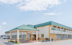 Howard Johnson By Wyndham Gillette